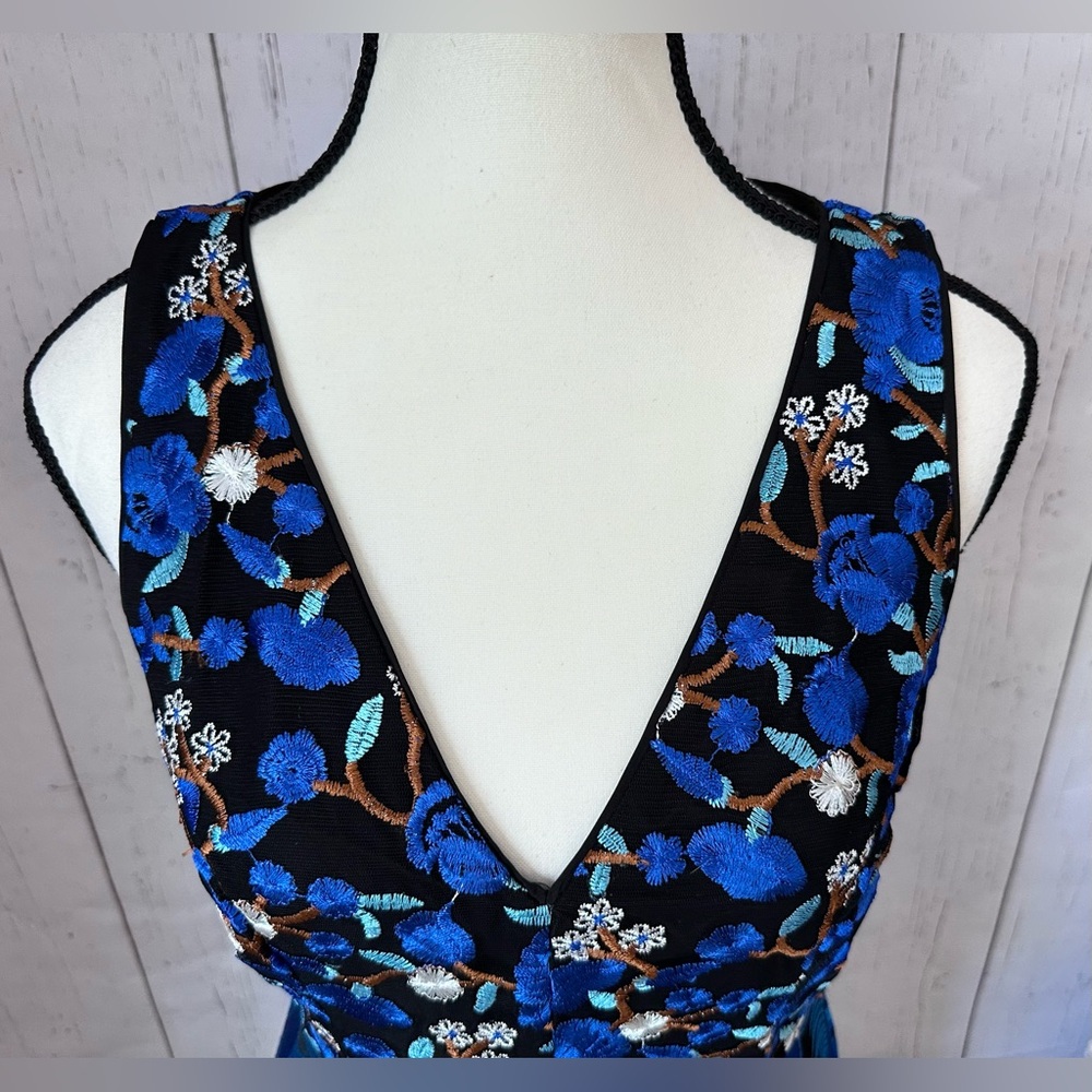 Belle Badgley Mischa Women’s Sandrine Dress Embroidered US 2  UK 6 - Picture 10 of 13